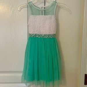 My Michelle Girls Special Occasion Dress size 8